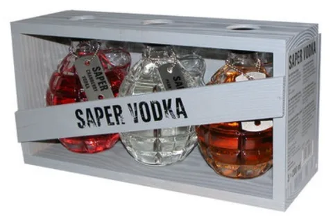 Immagine di Saper 3 Bott. Legno Forma Bomba Mano – Set Regalo – 200 ml