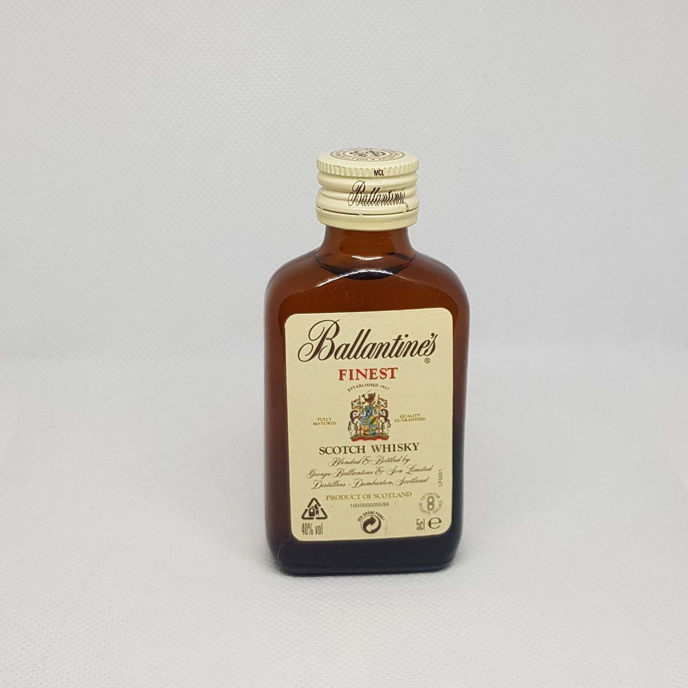Ballantines Finest Miniature – Confezione 12×50 ml – 38.8% vol.: vista principale