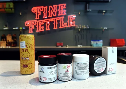 Immagine di Cannabis Sativa – 700 ml – 40.0% vol.