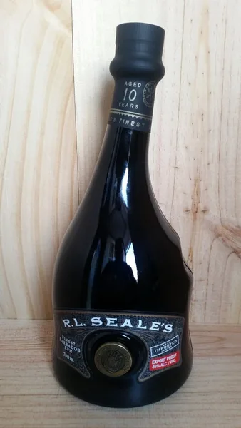 Immagine di R.L. Seale'S Barbados 10 YO – 700 ml – 46.0% vol.